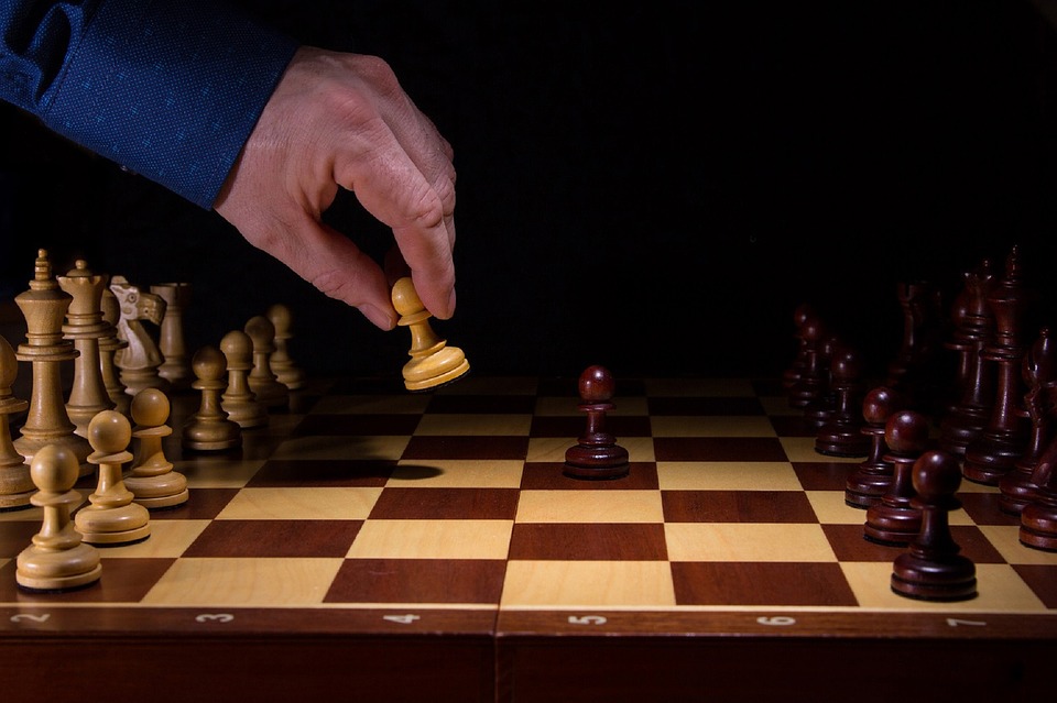 Warum sollten Frauen Schach spielen? - Schach-Ticker