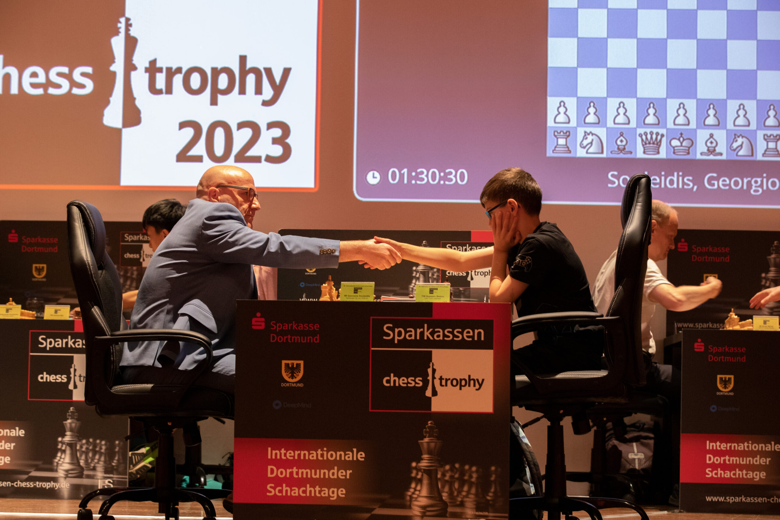 Wgm Dinara Wagner Führt Den Sportland Nrw Cup An Schach Ticker